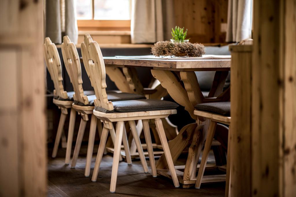 Mountain Chalet Pia 拉瓦莱 外观 照片