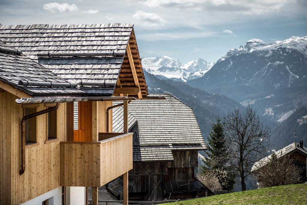 Mountain Chalet Pia 拉瓦莱 外观 照片